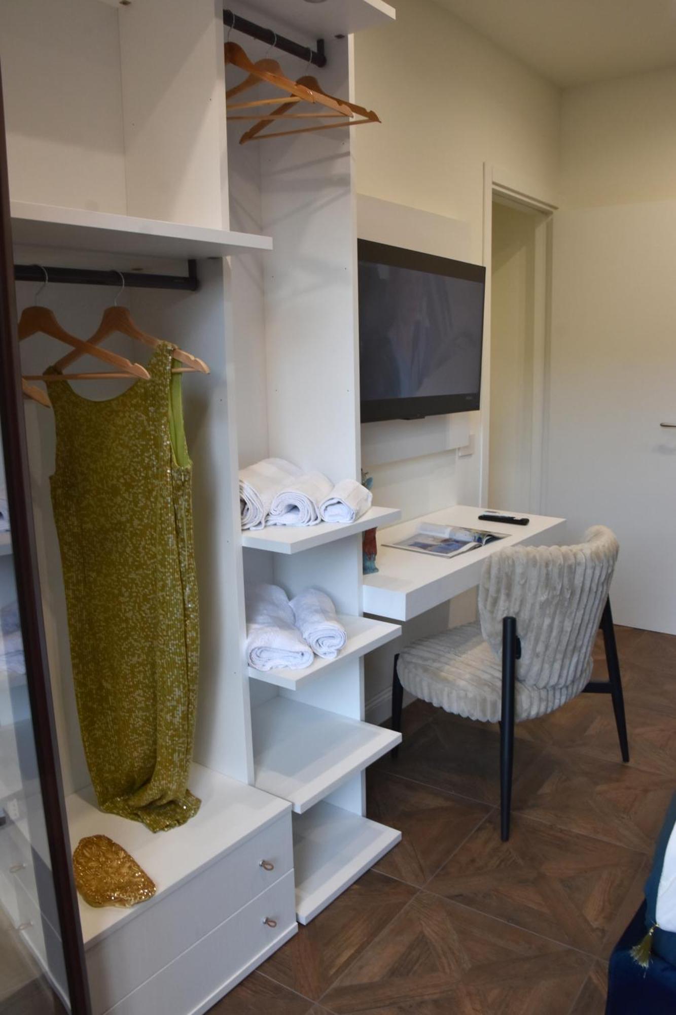 Gloden House Apartments ตาออร์มินา ภายนอก รูปภาพ