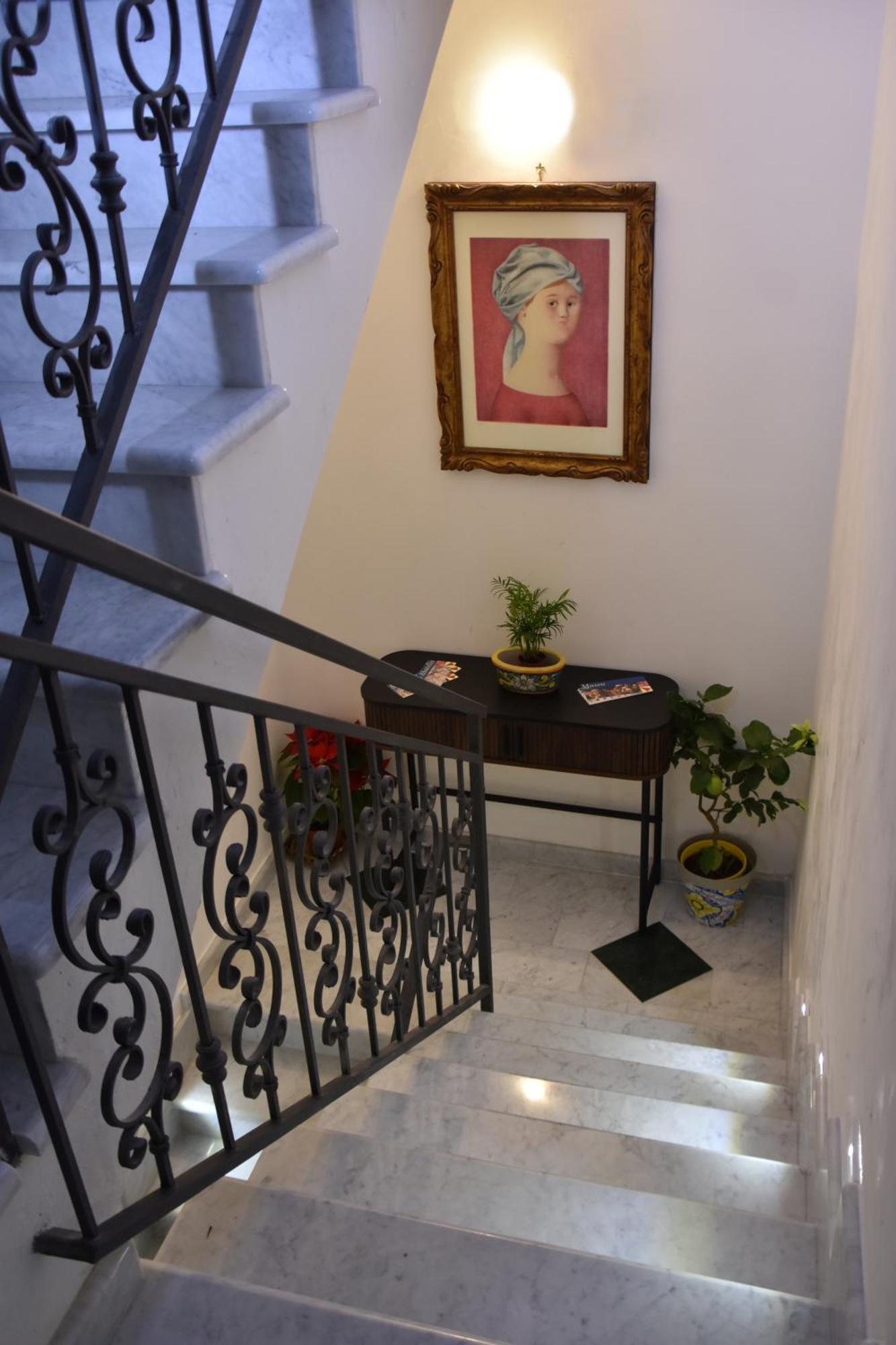 Gloden House Apartments ตาออร์มินา ภายนอก รูปภาพ