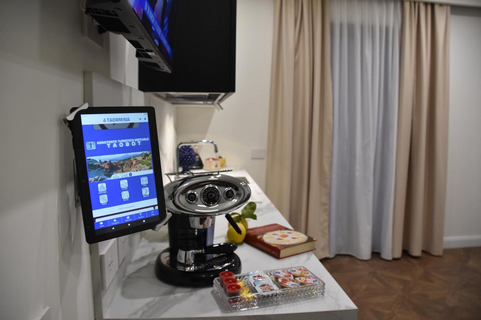Gloden House Apartments ตาออร์มินา ห้อง รูปภาพ