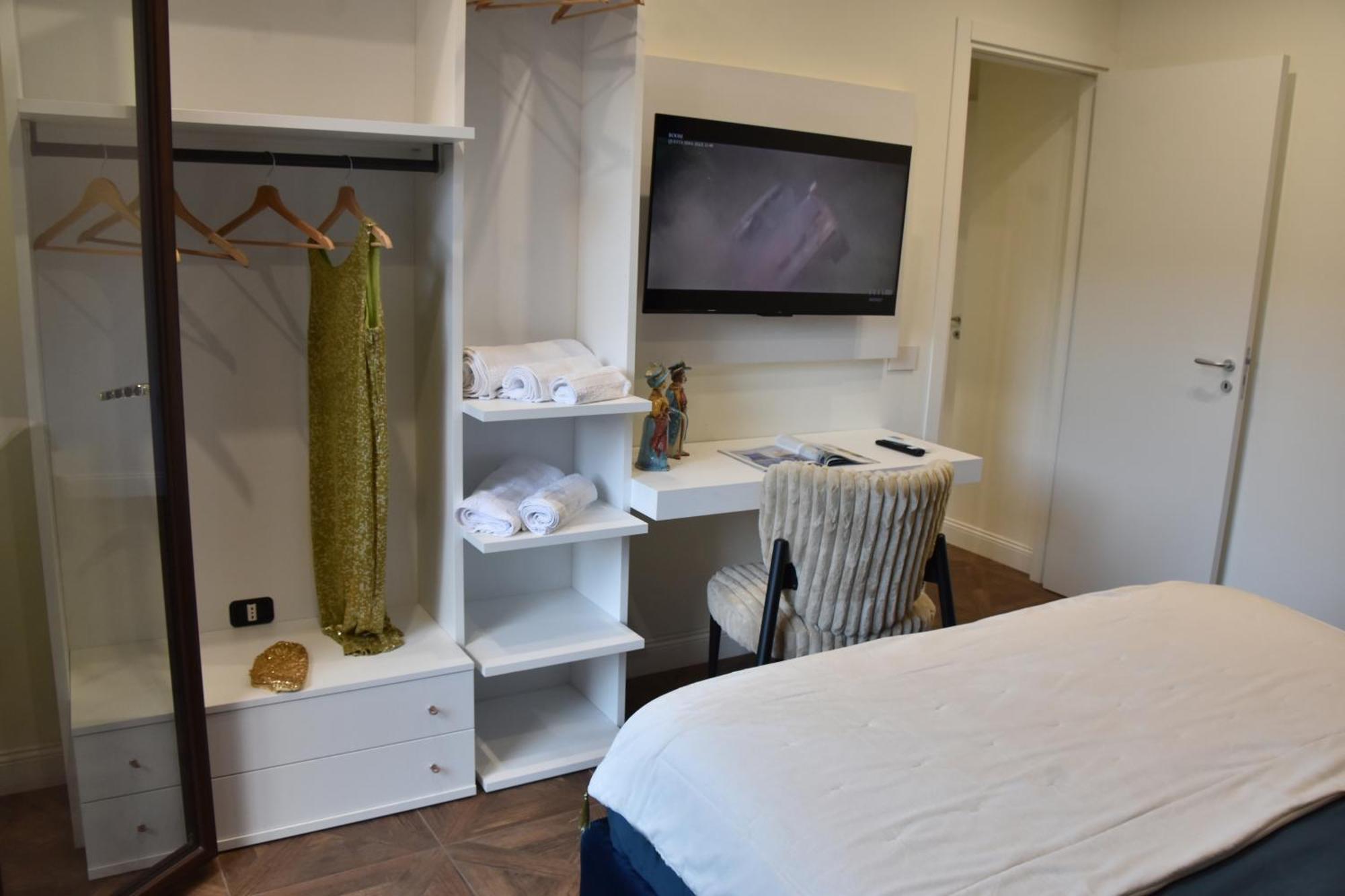 Gloden House Apartments ตาออร์มินา ภายนอก รูปภาพ